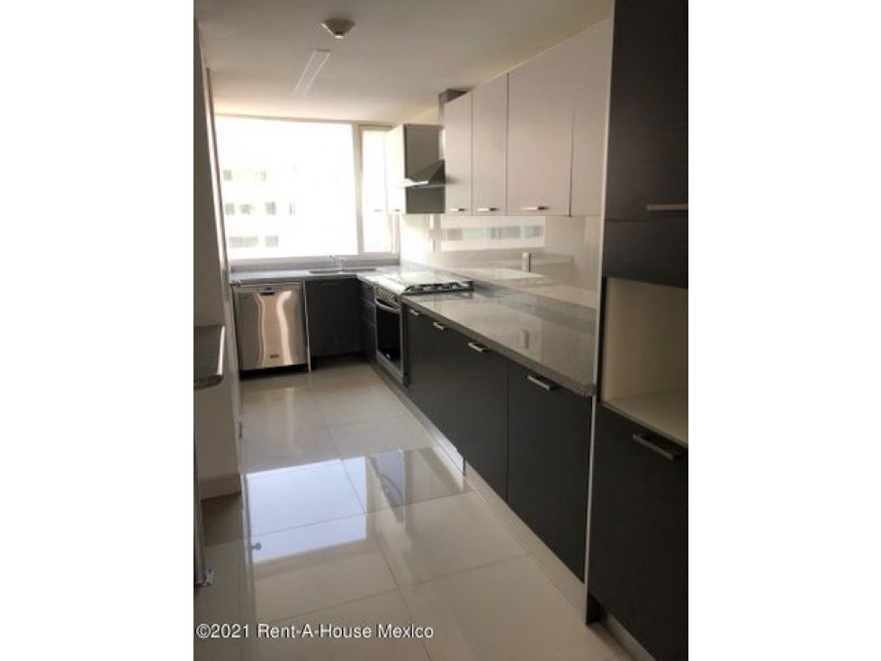 Hermoso departamento en SCALA renta MLS #22-1360