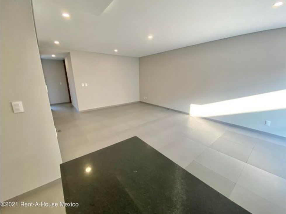 Departamento en RENTA. Colina del Sur. URBAN CORCELES. MLS 22-1850