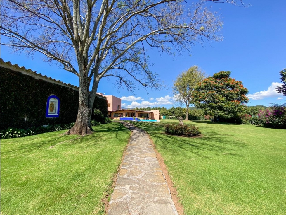 RANCHO EN VENTA CON PRODUCCIÓN DE AGUACATES A 40 MIN DE VALLE DE BRAVO