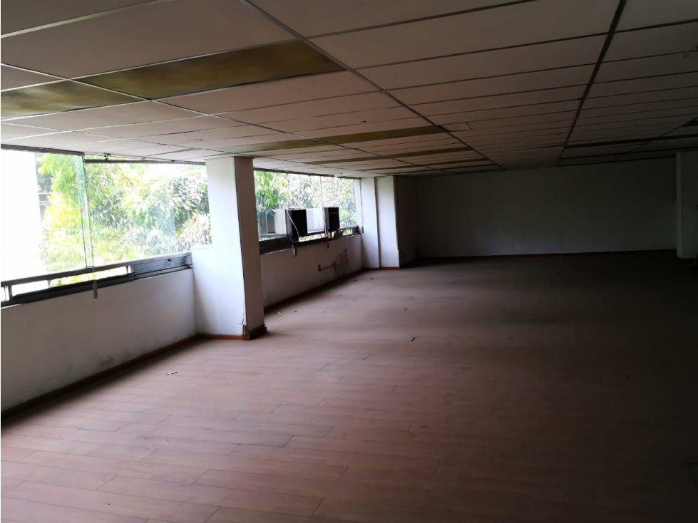 Oficinas de 310 m2 con 3 Privados 3 baños Integrados Col. Cuauhtémoc