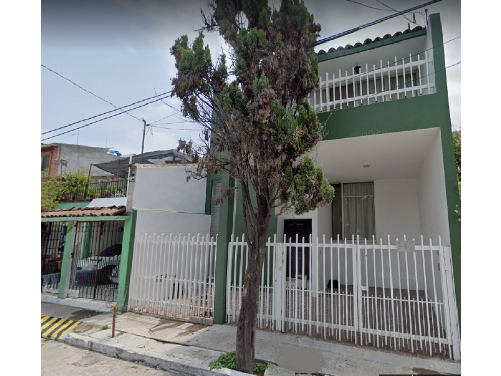 OPORTUNIDAD INVERSIONISTAS!! CASA SOLA EN PASEO ESTOCOLMO TEJEDA QRO