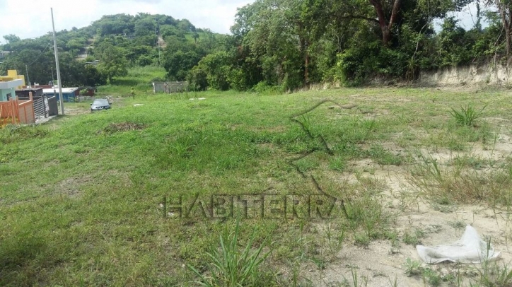 TERRENO EN VENTA EN LA COLONIA CEAS, TUXPAN, VER.