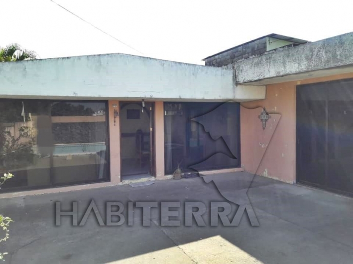 CASA AMUEBLADA EN RENTA EN INFONAVIT TENECHACO,  TUXPAN, VER.